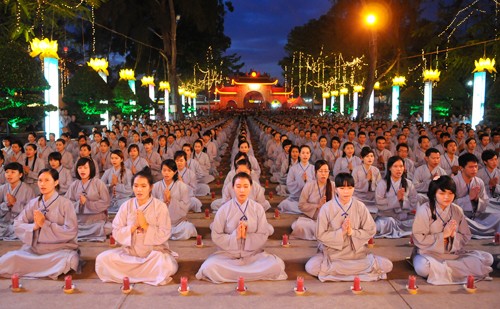 Des responsables américains de la liberté religieuse au Vietnam - ảnh 1